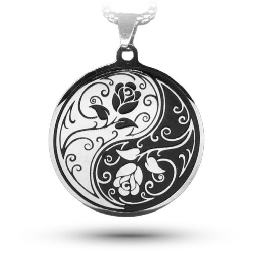 Black and White Flower Necklace
